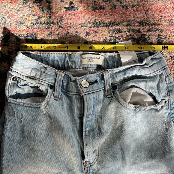 Abercrombie & Fitch Light Blue Straight Leg Jeans - Picture 6 of 6